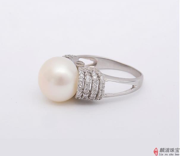 珍珠的形状养殖海水珍珠淡水珍珠的形状有什么区别