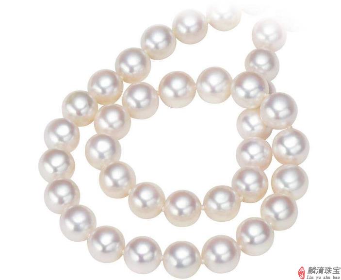 珍珠的白色光泽加上闪亮的DIA最梦幻的婚礼配饰